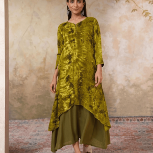 Women's Indian Tie N Dye Kurti With Wooden Button Placket And Cuff